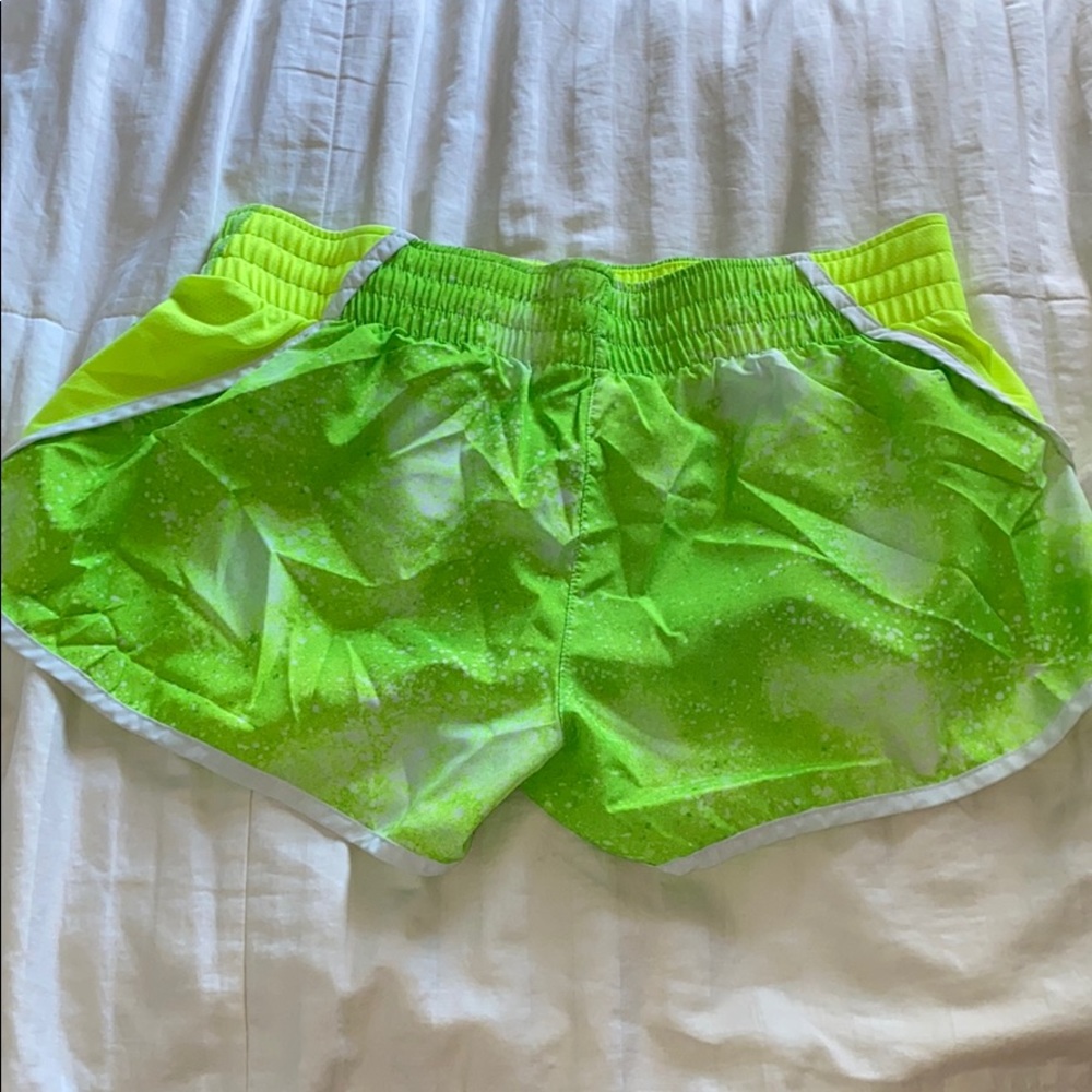 NIKE Running Shorts - Picture 3 of 6